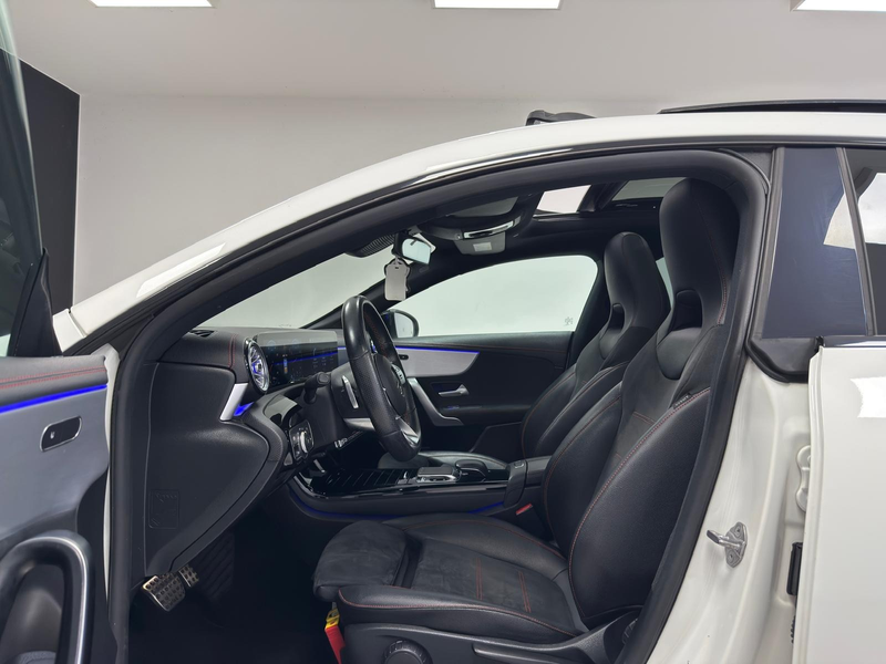 Mercedes-Benz CLA 200 AMG LINE**TOIT OUVRANT**BOITE AUTO**LED**CAMERA**GARANTIE 12MOIS — photo 11