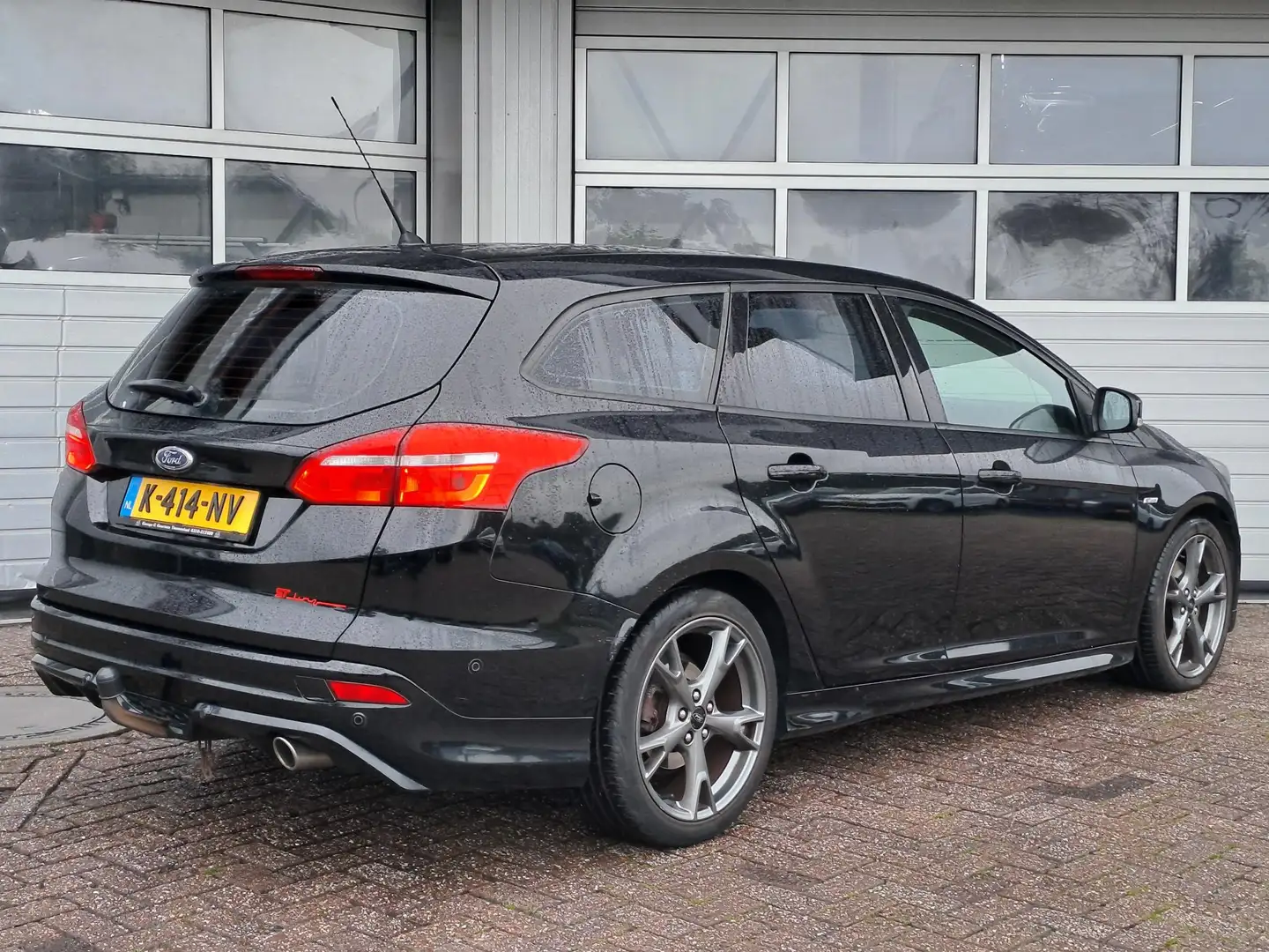 Ford Focus Wagon 2.0 TDCI Titanium, ST-Line, Stoel/Stuurverwa Zwart - 2