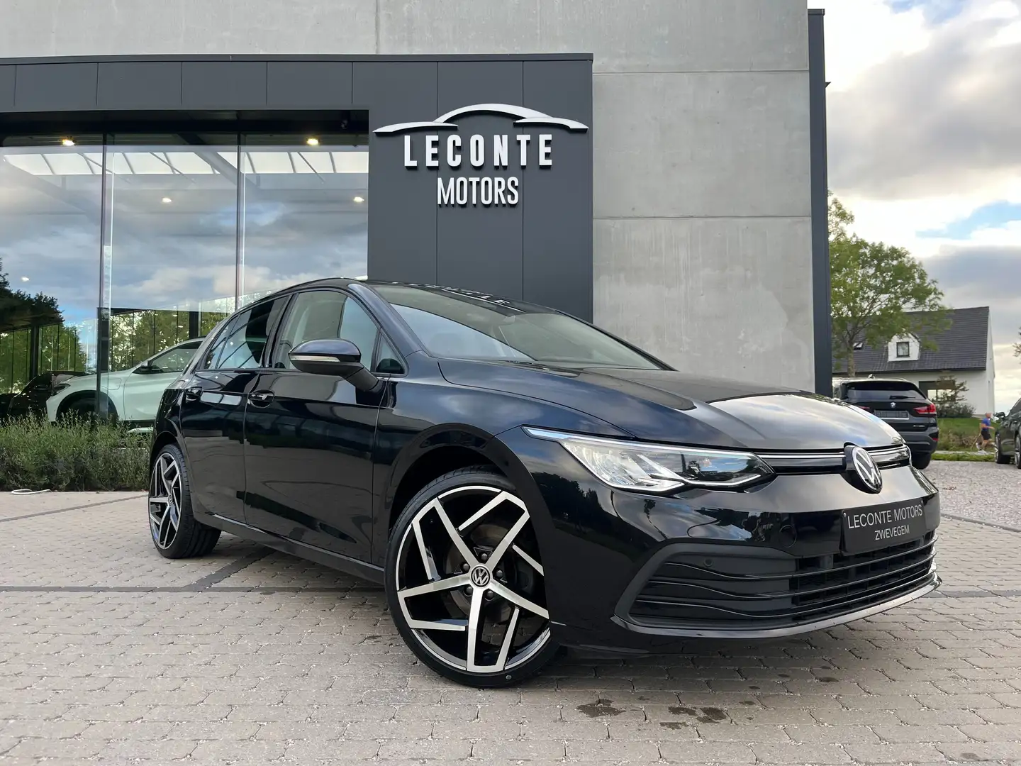 Volkswagen Golf Golf 1.0 TSI LED/Carplay/Adaptive CC/Bluetooth/... Noir - 1