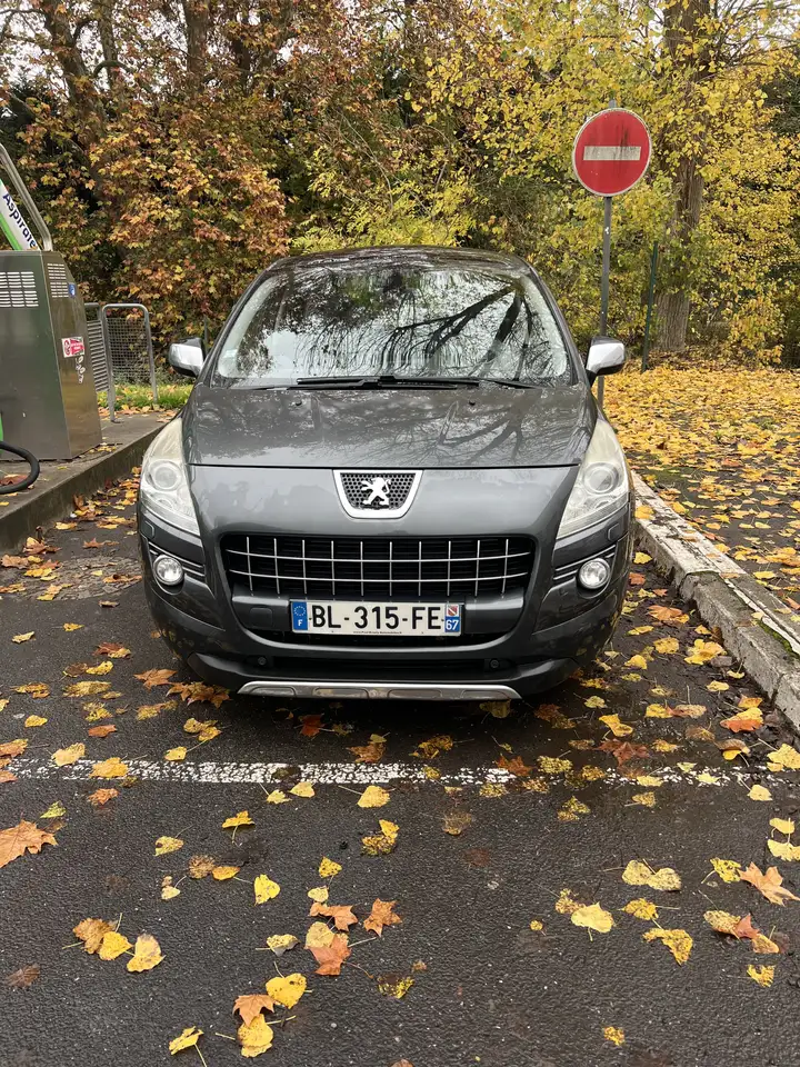 Peugeot 3008 2.0 HDi 16V 163ch FAP Premium Pack A