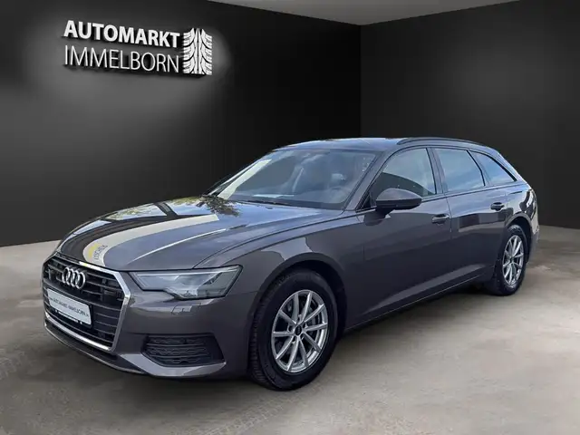 Audi A6 view 4