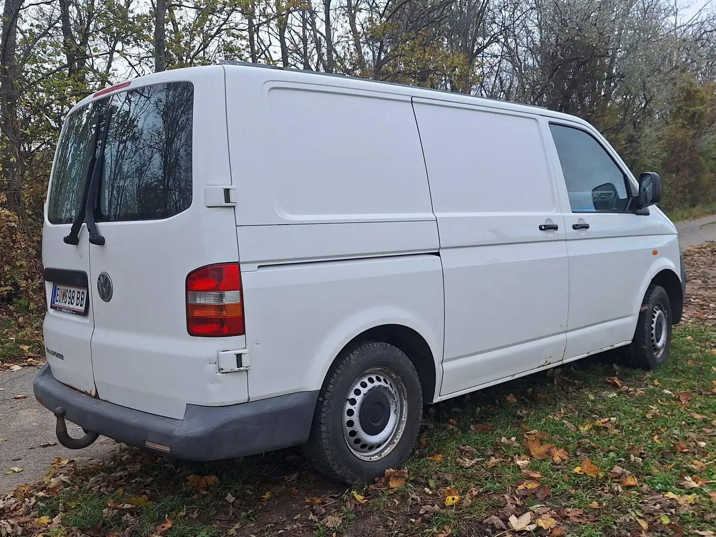 Volkswagen T5 Transporter Kastenwagen 1,9 TDI Weiß - 2