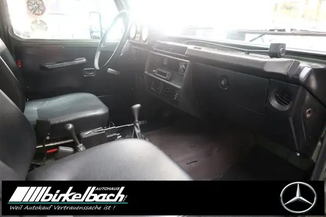 Mercedes-Benz G-Class view 9