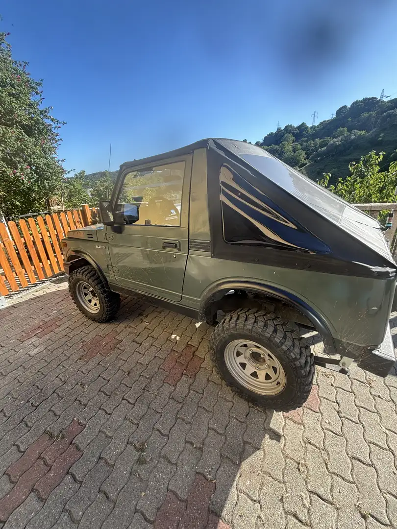 Suzuki SJ 410 - 1