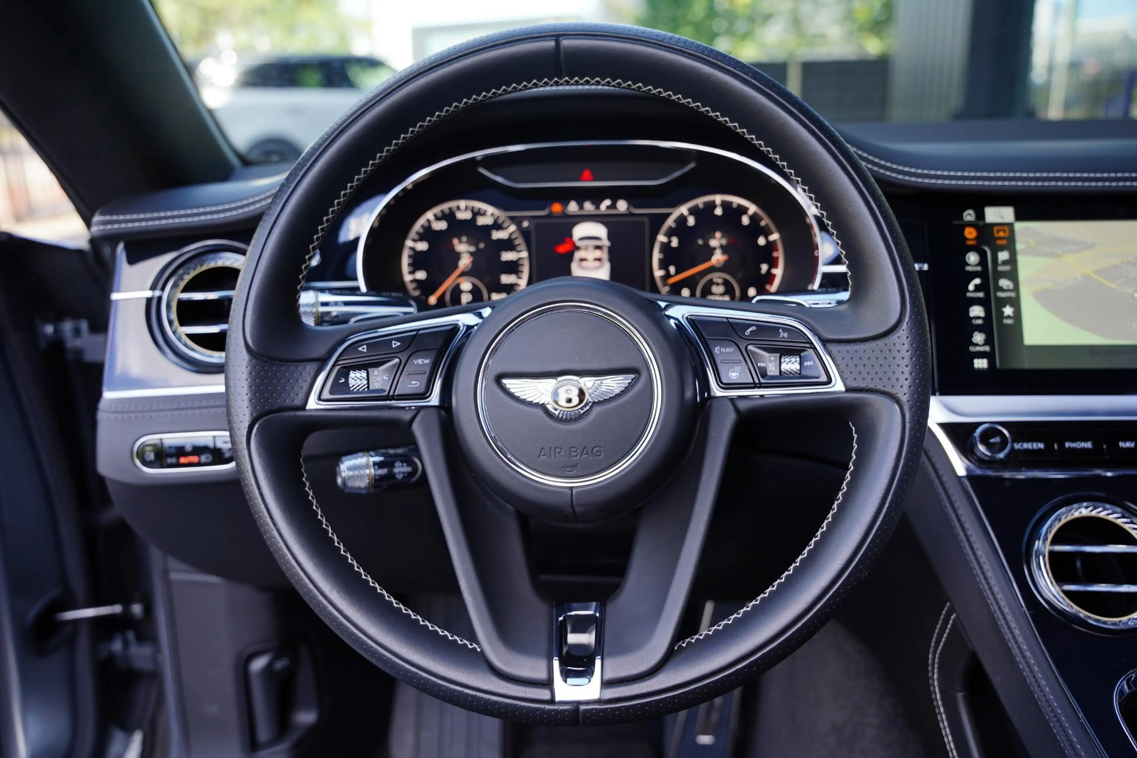 Bentley Continental GTC 6.0 W12 First Edition Full Carbon — photo 8
