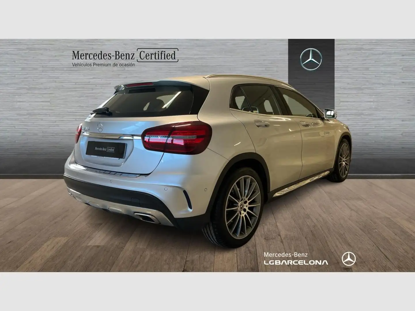 Mercedes-Benz GLA 180 AMG Line (EURO 6d-TEMP) - 2