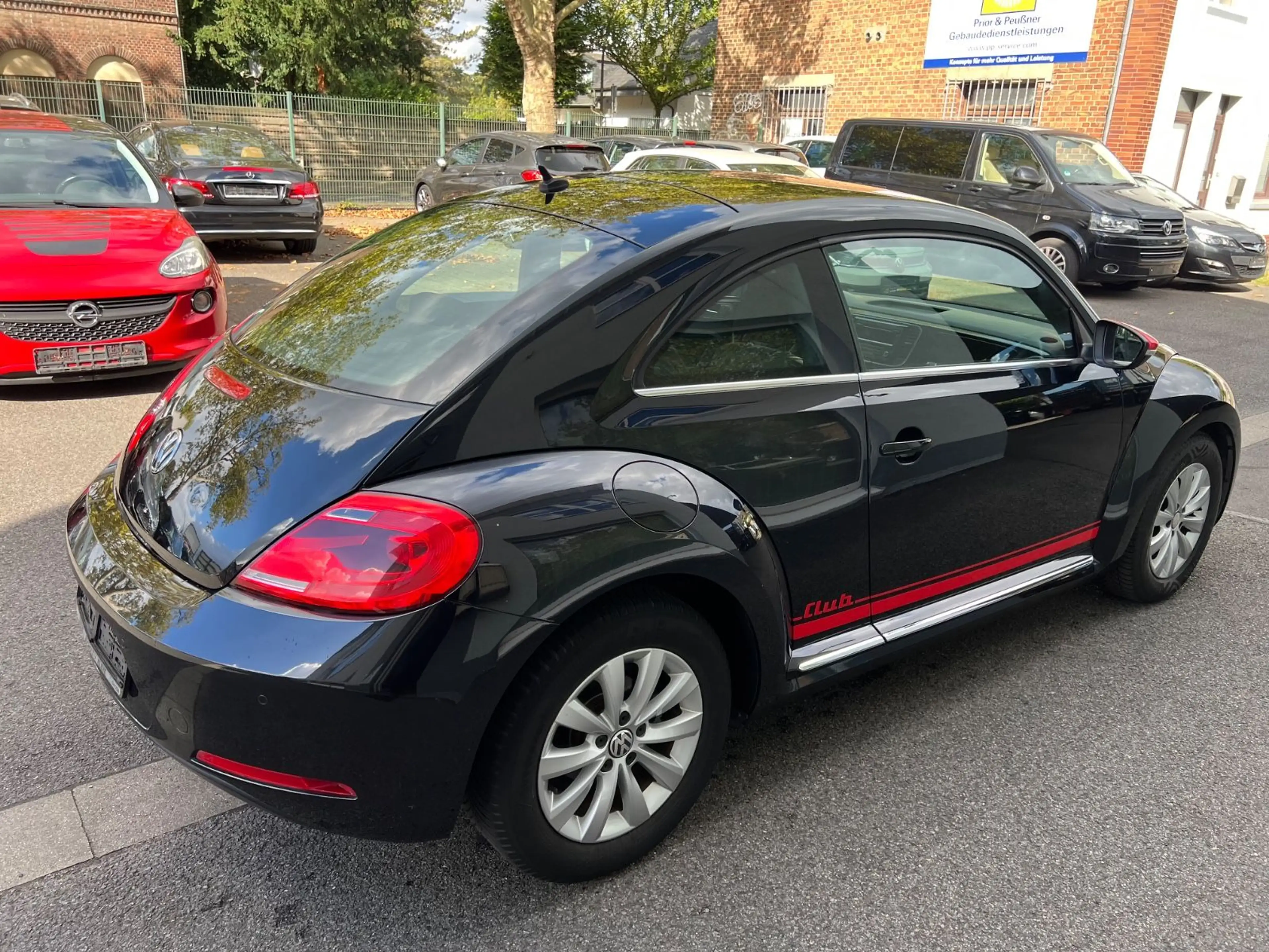 Volkswagen Beetle Lim. Design"2.HD"Scheckheft"Klimaaut."PDC — photo 7