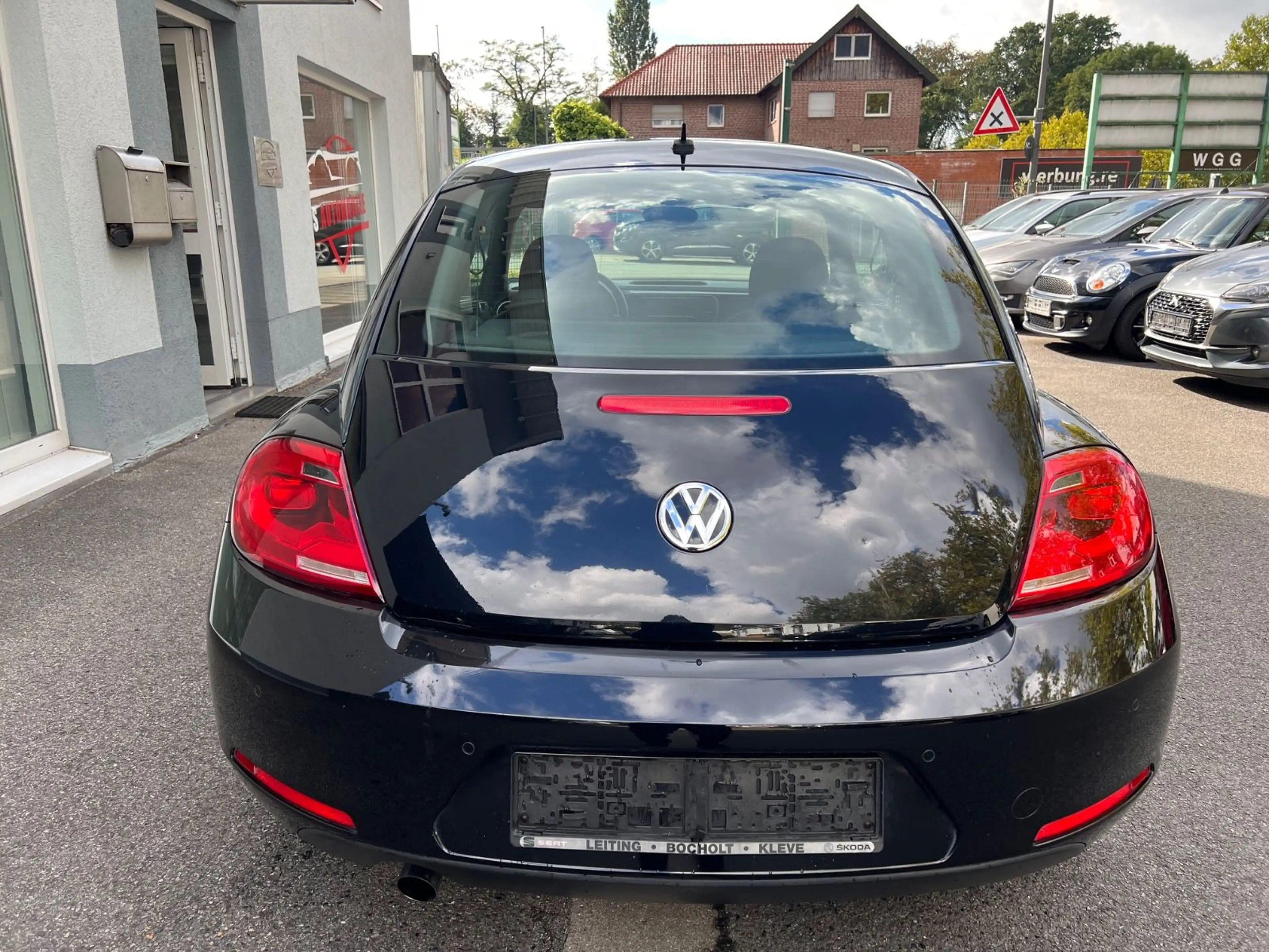 Volkswagen Beetle Lim. Design"2.HD"Scheckheft"Klimaaut."PDC — photo 12
