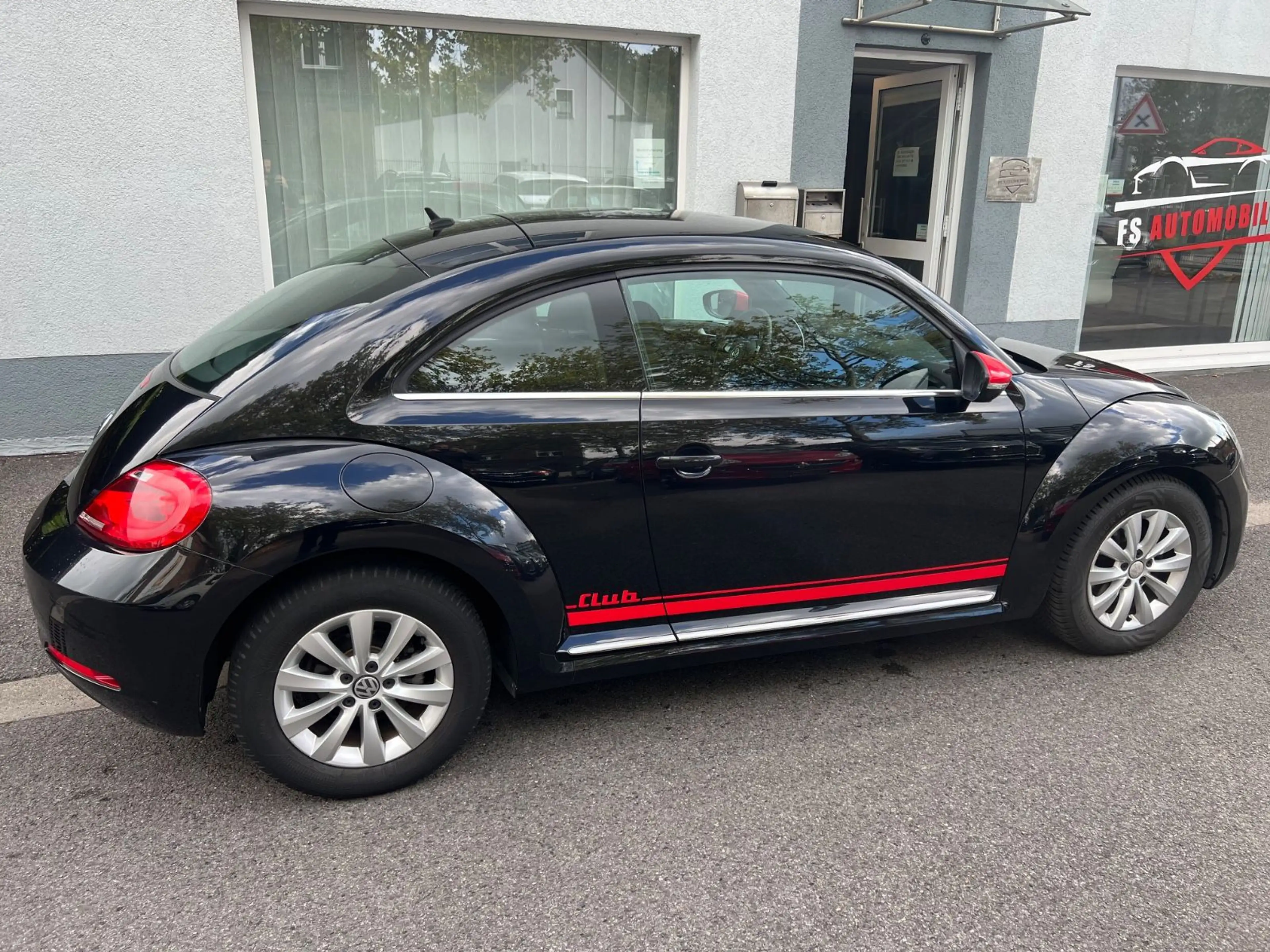 Volkswagen Beetle Lim. Design"2.HD"Scheckheft"Klimaaut."PDC — photo 5