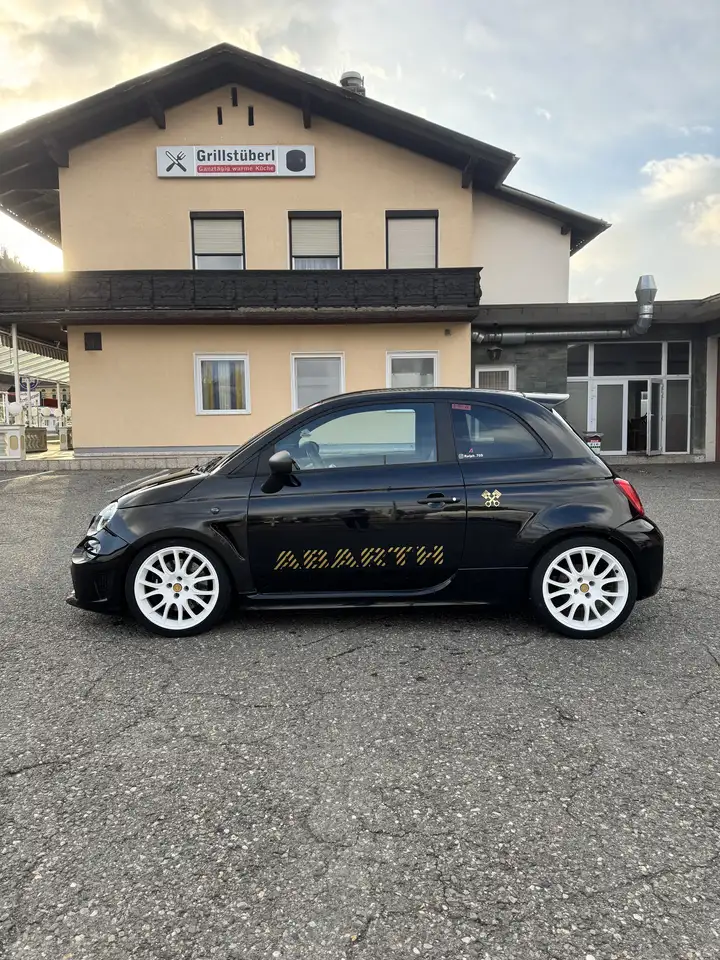 Abarth 695 2024 — фото 8