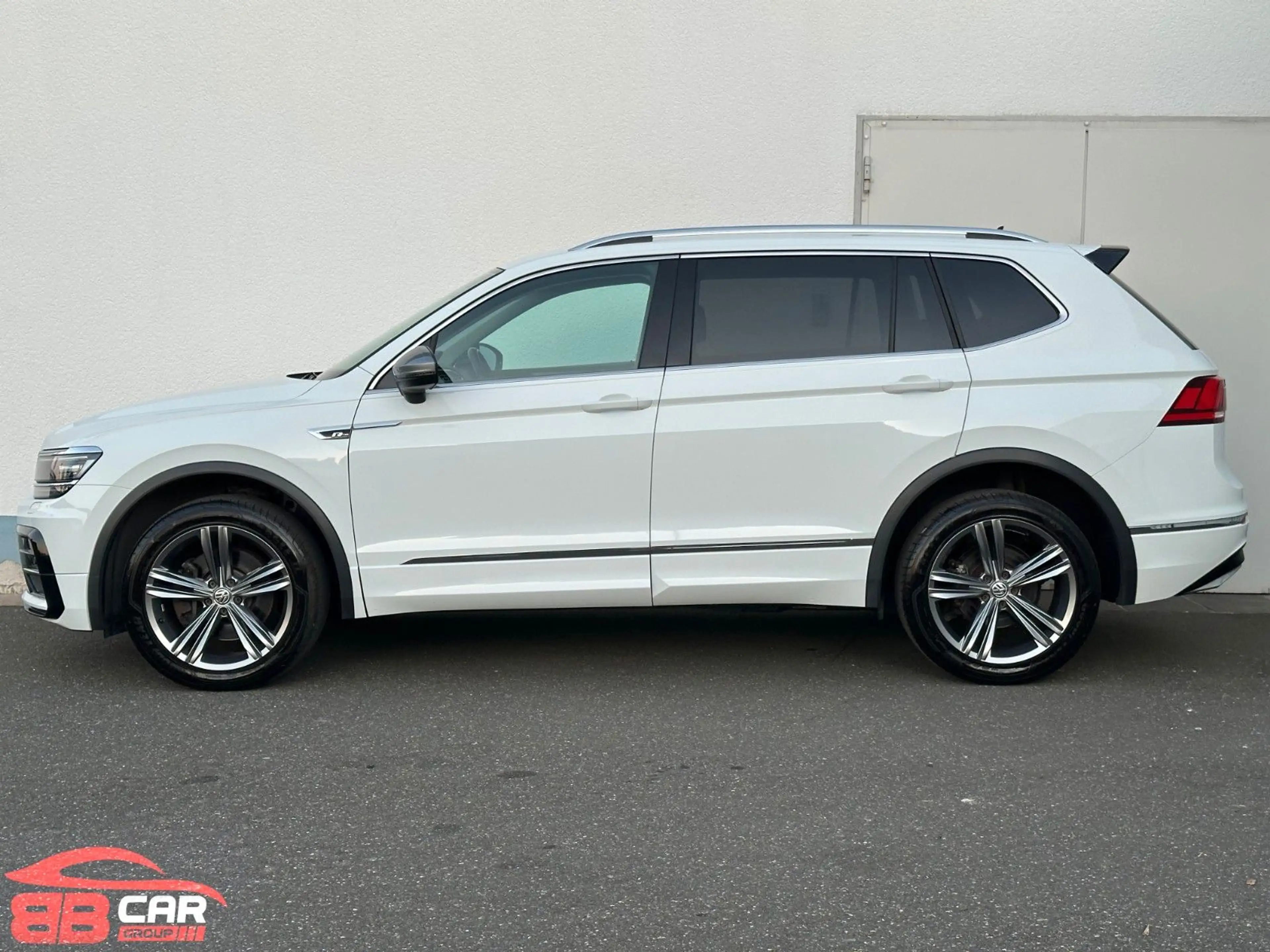 Volkswagen Tiguan Allspace R-Line 1.HAND ZAHNRIEMEN NEU ! — photo 8