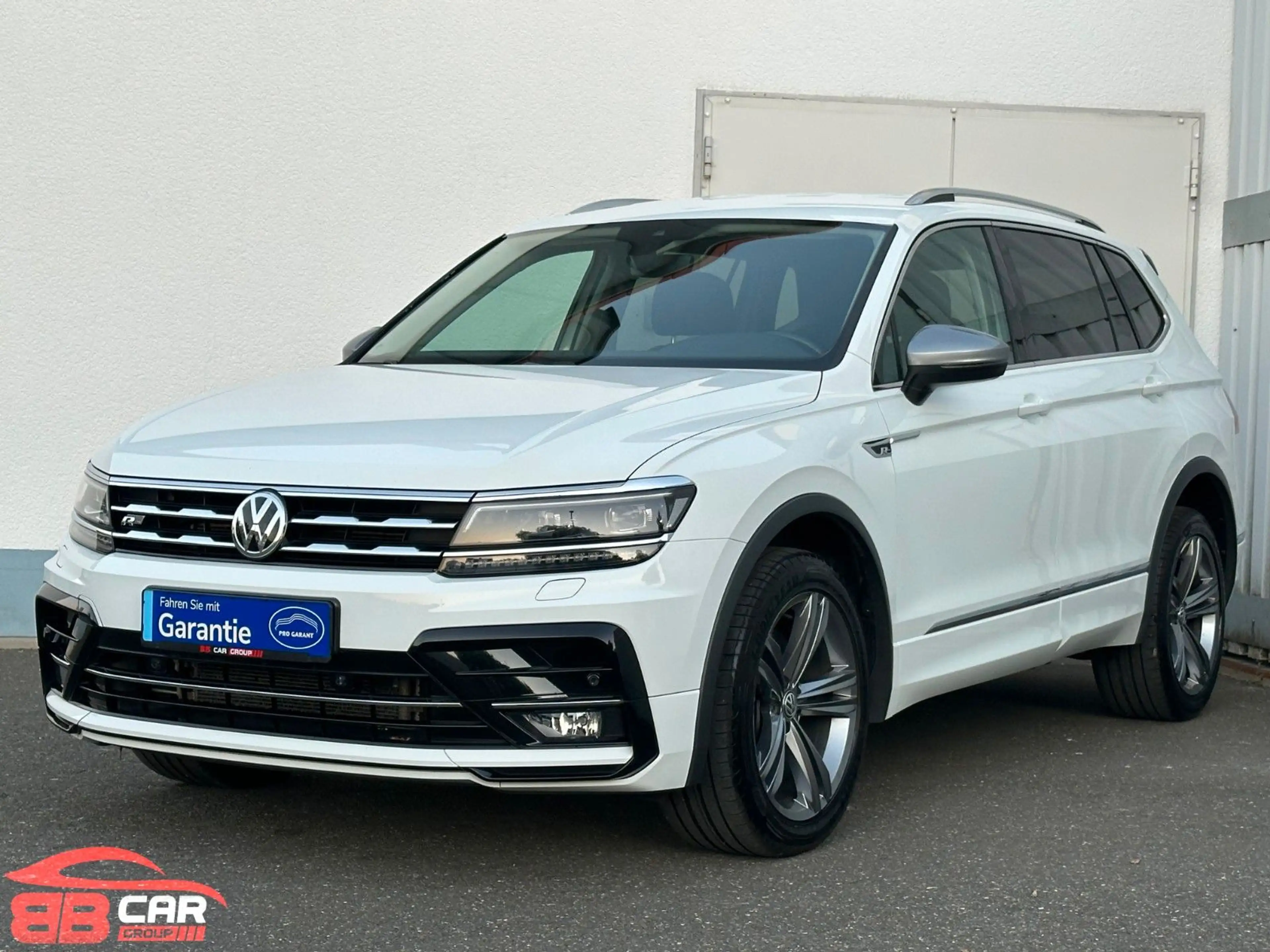 Volkswagen Tiguan Allspace R-Line 1.HAND ZAHNRIEMEN NEU !