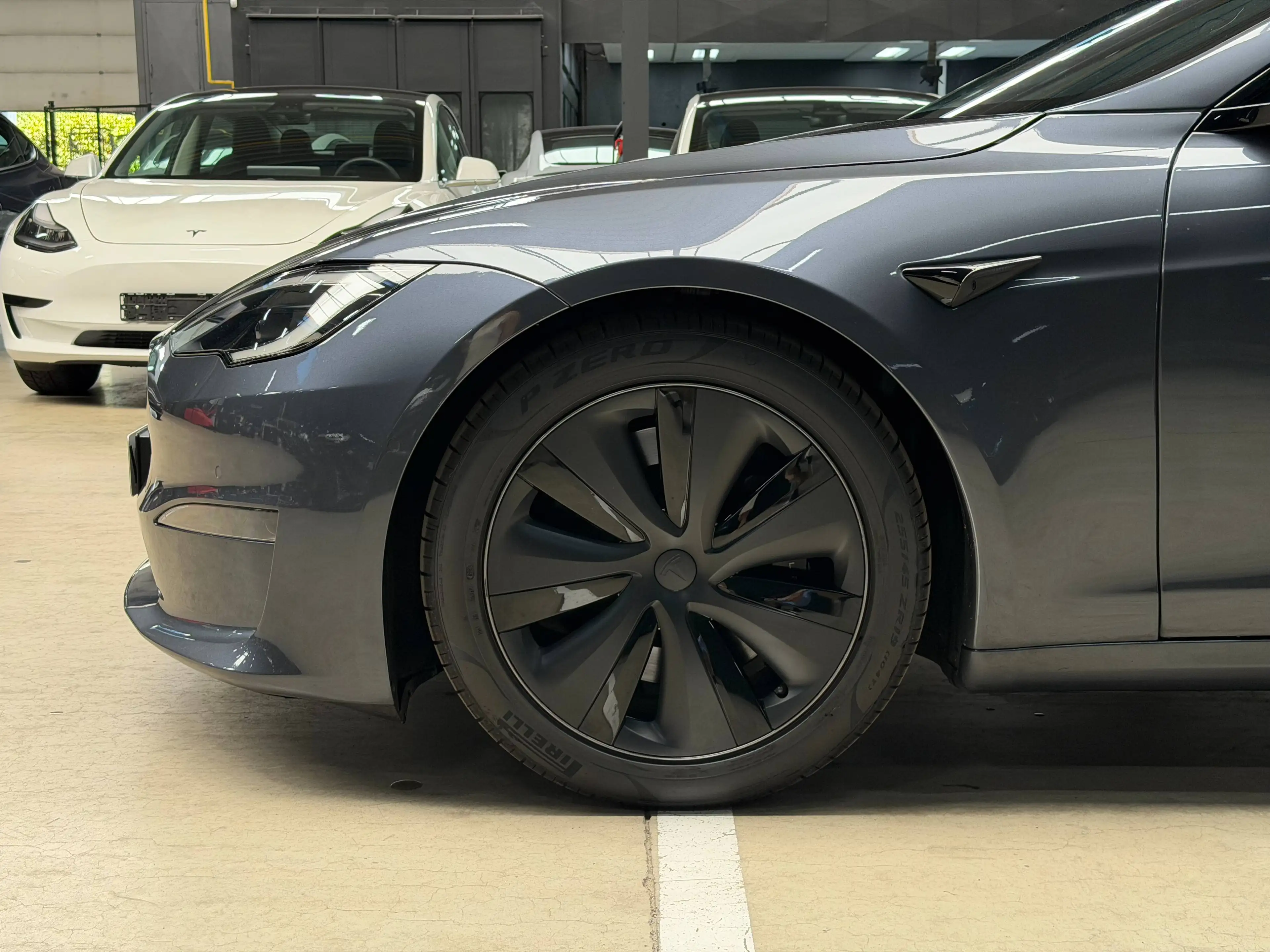 Tesla Model S LONG RANGE - AWD - AUTOPILOT — photo 8
