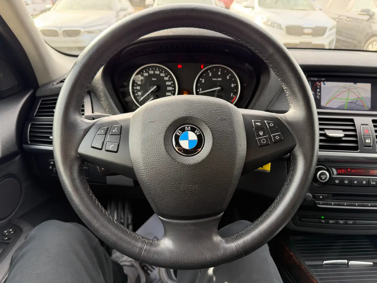 BMW X5 снимка BMW X5