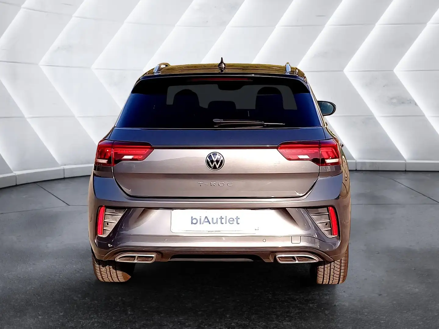 Volkswagen T-Roc 1.5 tsi R-Line dsg Gris - 2