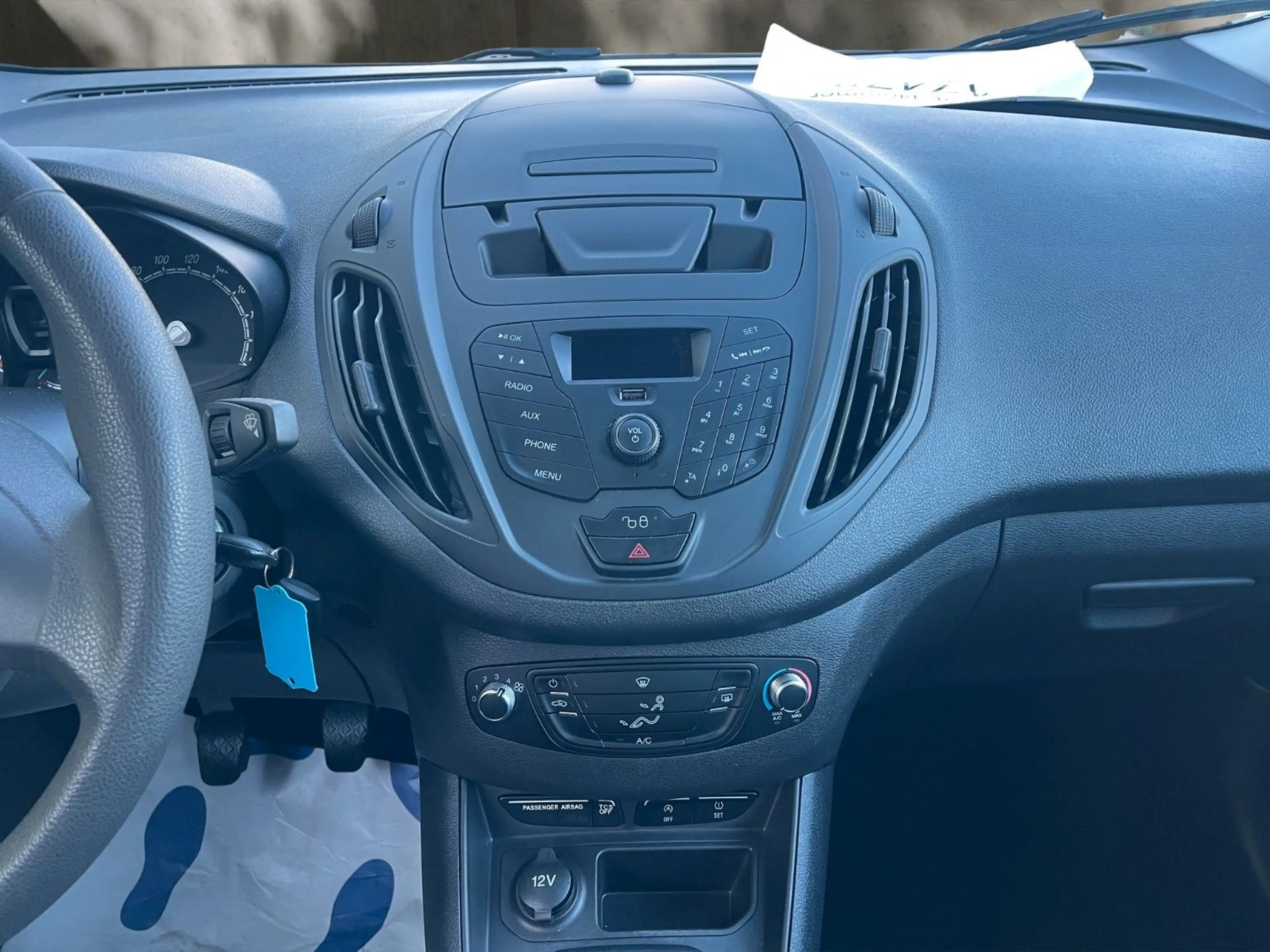 Ford Transit Courier /1.Hand/2xSchiebetür/Klima/Diesel — photo 11
