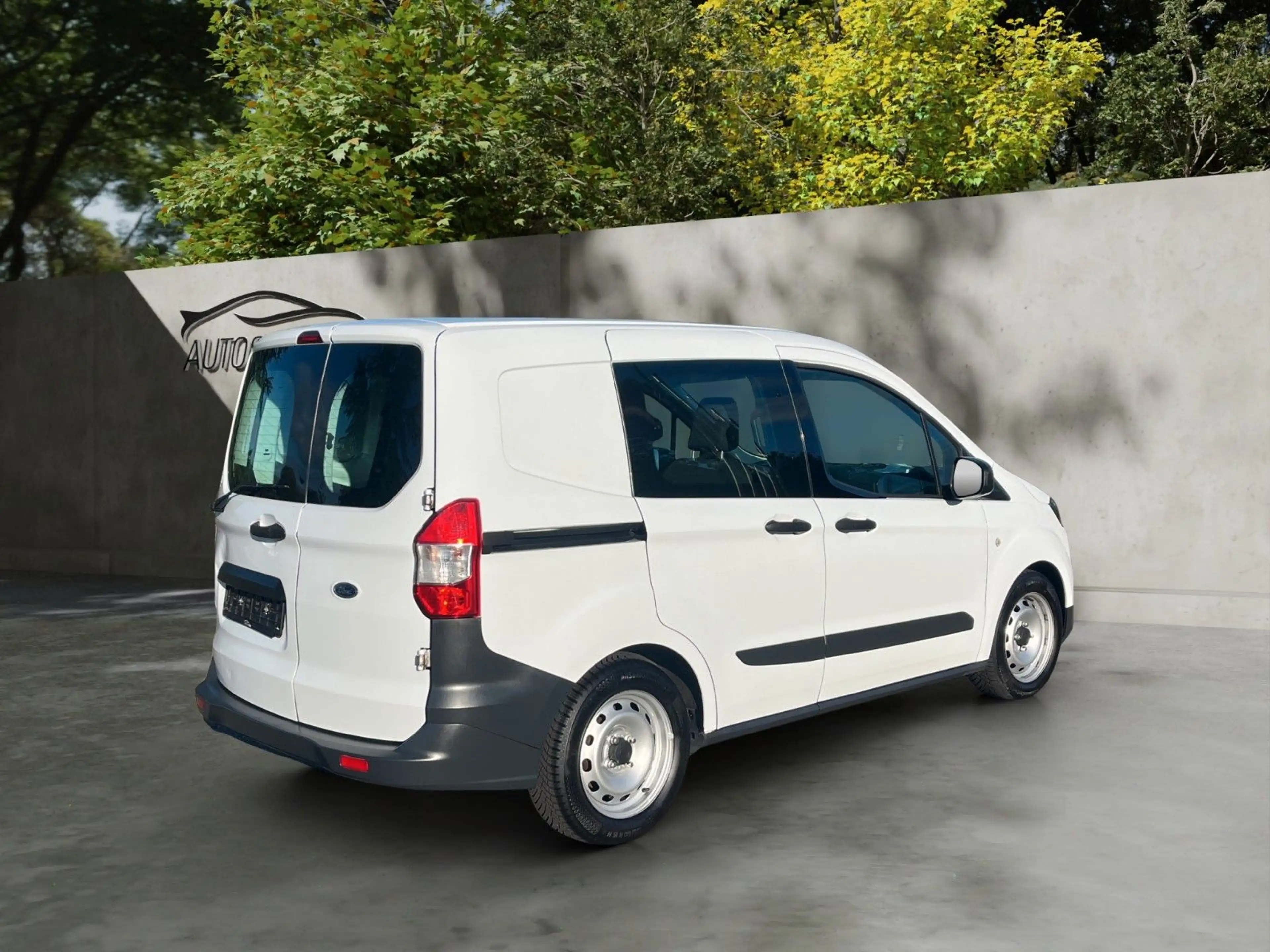 Ford Transit Courier /1.Hand/2xSchiebetür/Klima/Diesel — photo 8