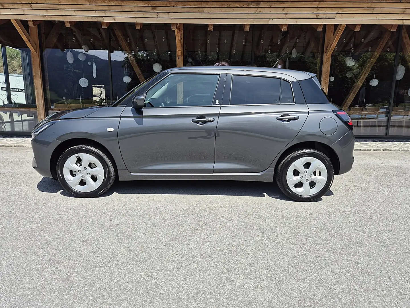 Suzuki Swift 1,2 Hybrid Allgrip Shine Grau - 2