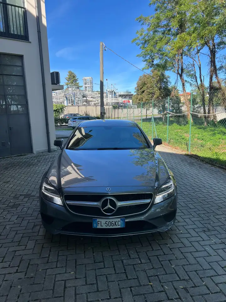 Mercedes-Benz CLS 220