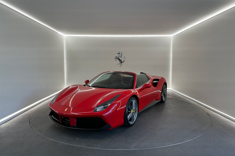 Ferrari 488 Spider / Rosso Corsa / 2Y Ferrari Approved — photo 3