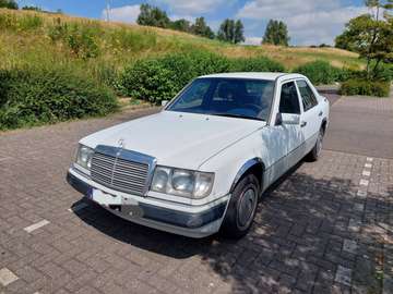 W124 200D