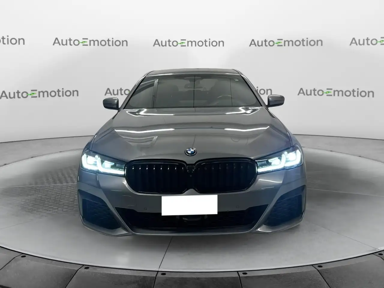 BMW 530 530e M Sport Auto 2