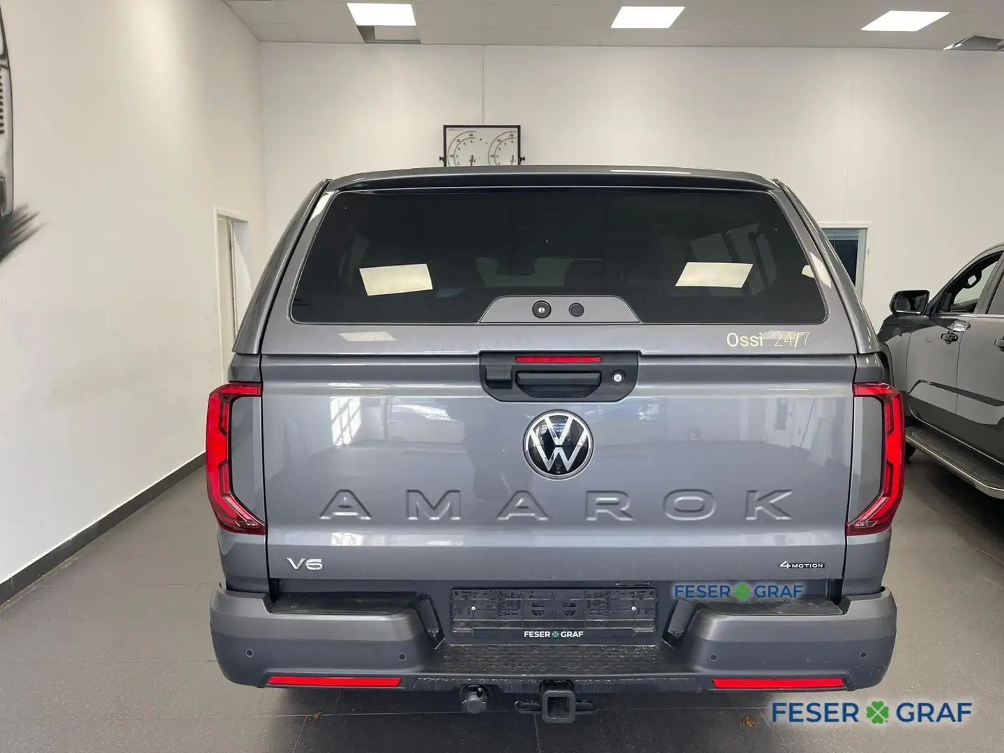 Volkswagen Amarok DoubleCab PanAmericana 3.0 TDI AHK LED Navi Grau - 2