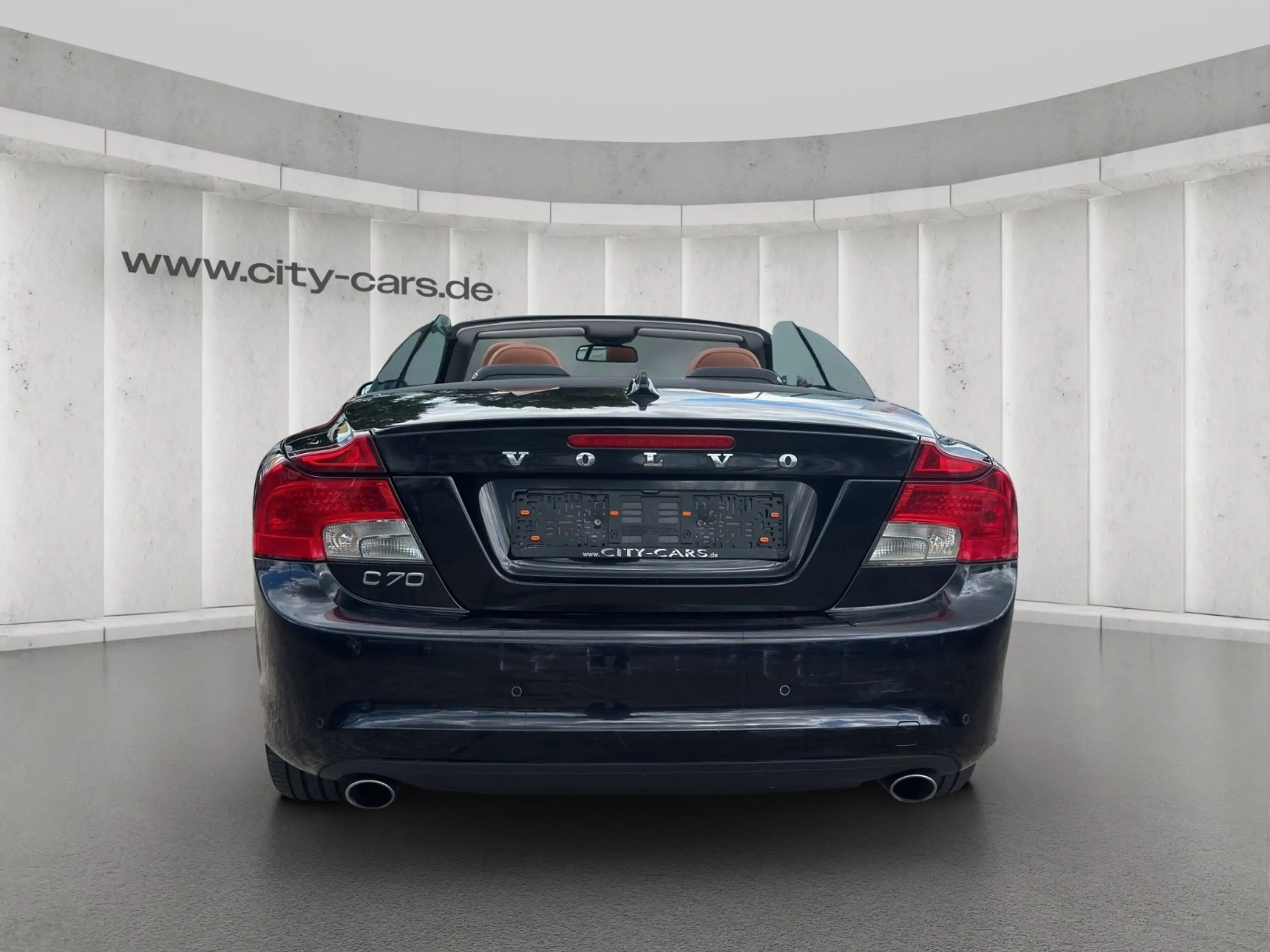 Volvo C70 Cabriolet D3 Momentum*Leder*Bi-Xenon — photo 5