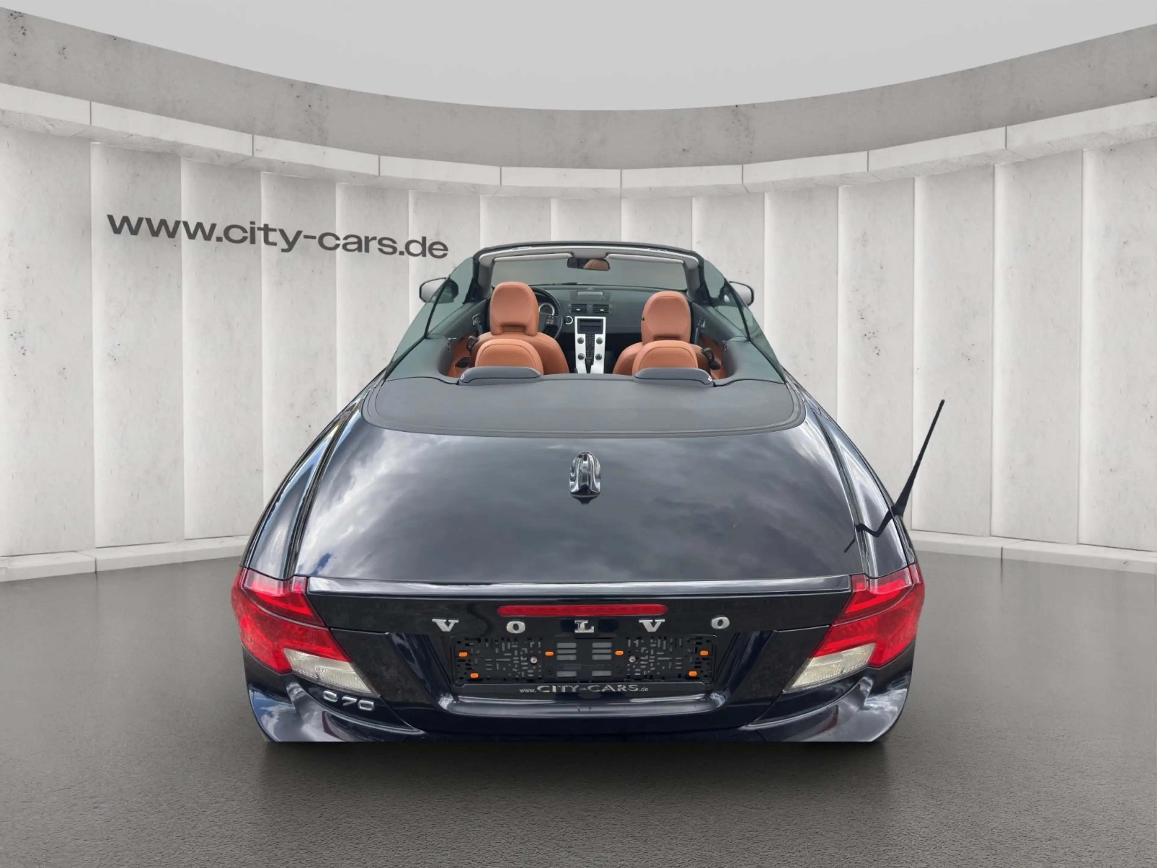 Volvo C70 Cabriolet D3 Momentum*Leder*Bi-Xenon — photo 9