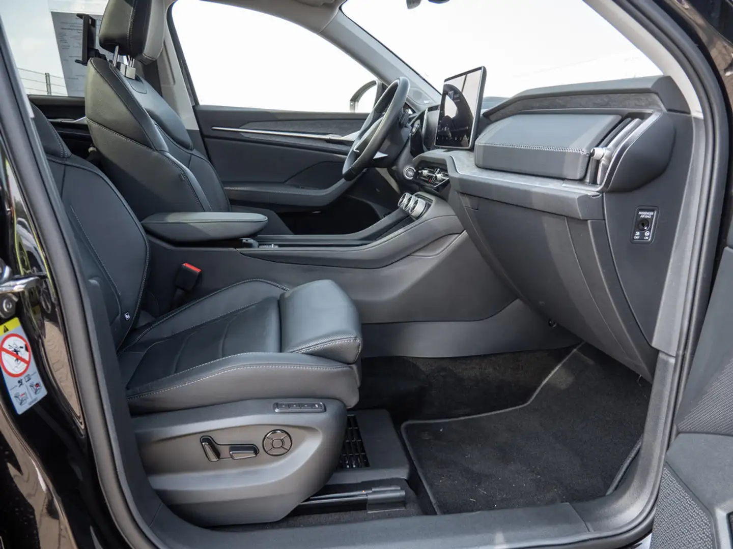 Skoda Kodiaq 1.5 TSI IV Selection PANO ACC HUD 360° Schwarz - 2