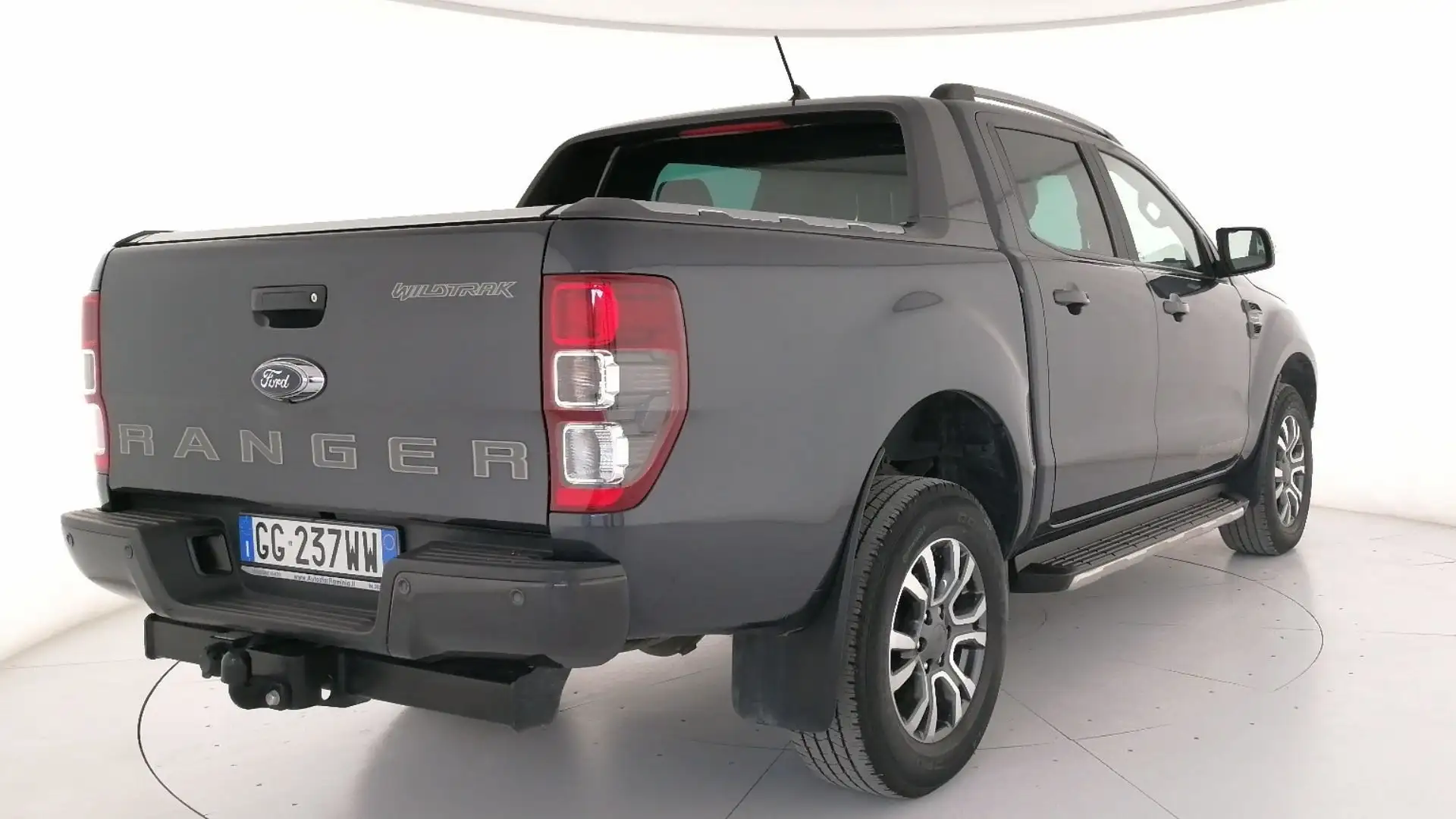 Ford Ranger 2.0 tdci double cab Wildtrak 170cv auto Grigio - 2