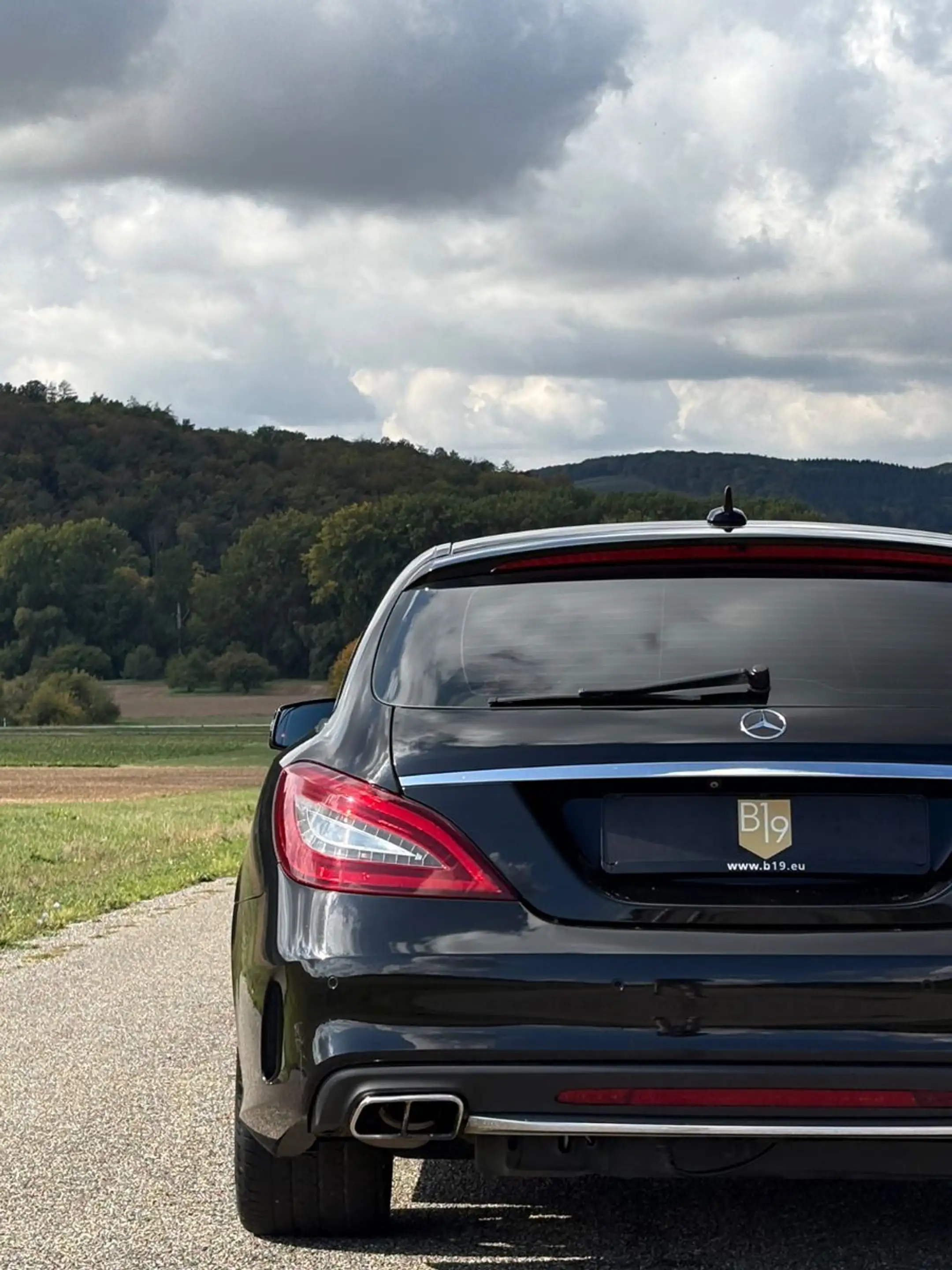 Mercedes-Benz CLS CLS 350 SB BlueTec/AMGLine/H&K/Memory/COMAND/SHD — photo 13