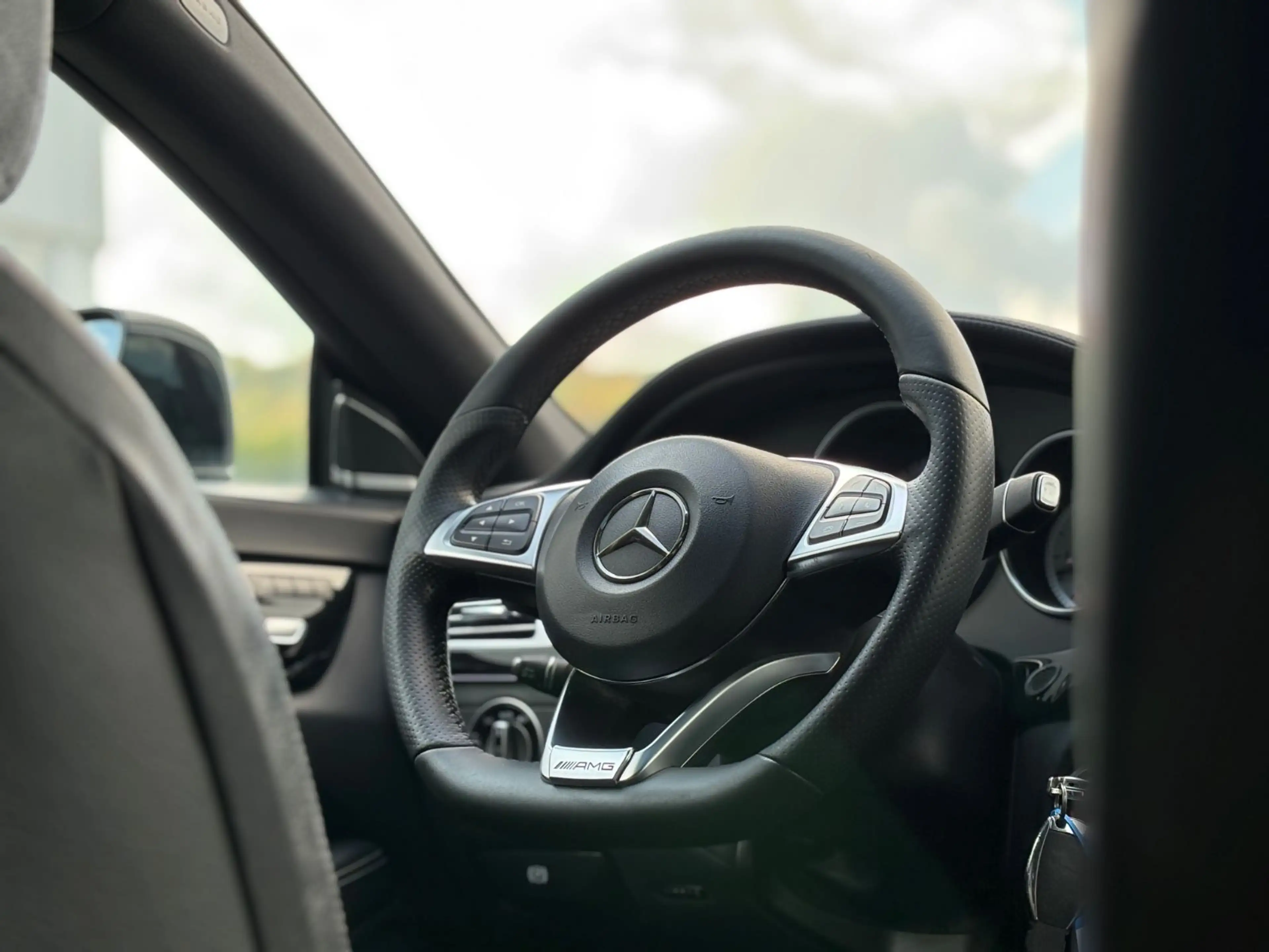 Mercedes-Benz CLS CLS 350 SB BlueTec/AMGLine/H&K/Memory/COMAND/SHD — photo 29