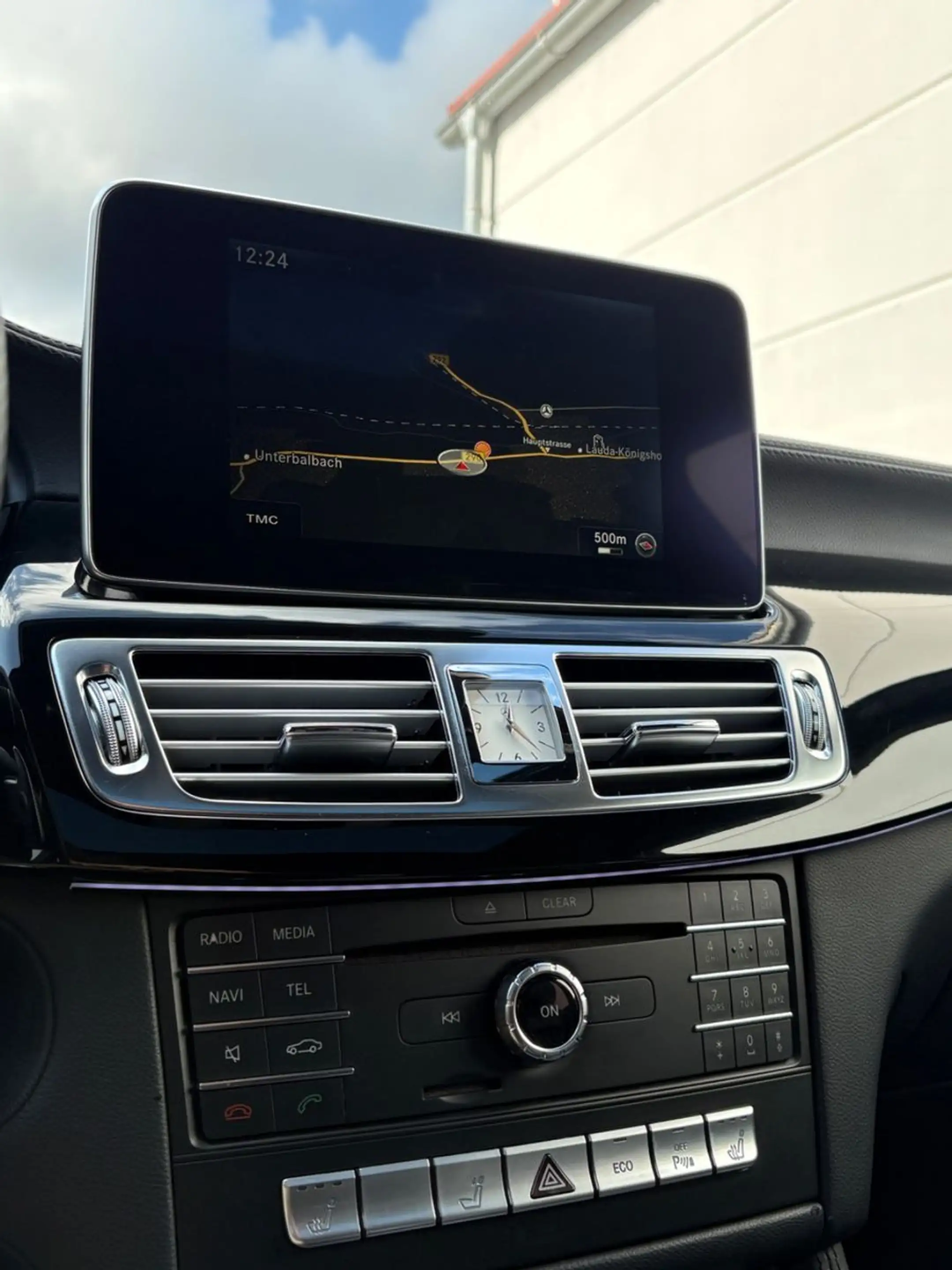 Mercedes-Benz CLS CLS 350 SB BlueTec/AMGLine/H&K/Memory/COMAND/SHD — photo 32