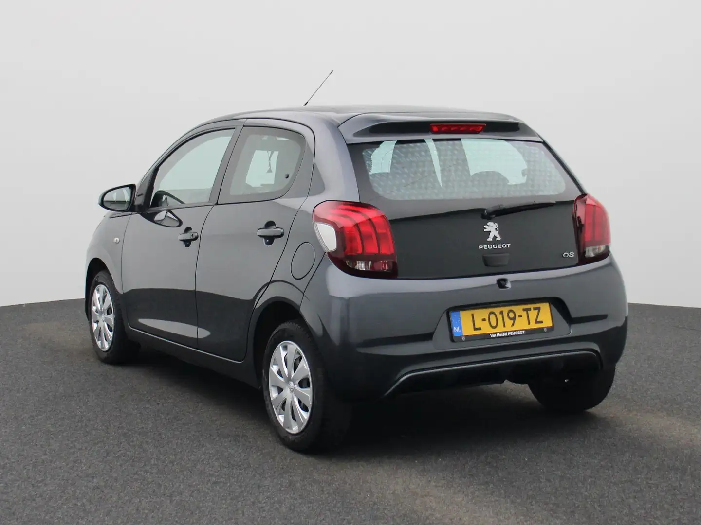 Peugeot 108 1.0 e-VTi Active | AIRCO | BLUETOOTH | ELEKTRISCHE Grijs - 2