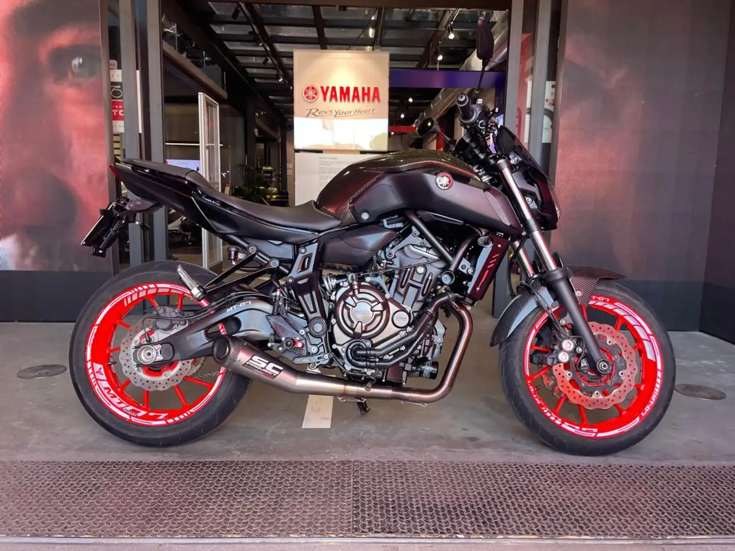 Yamaha MT-07 . Nero - 1