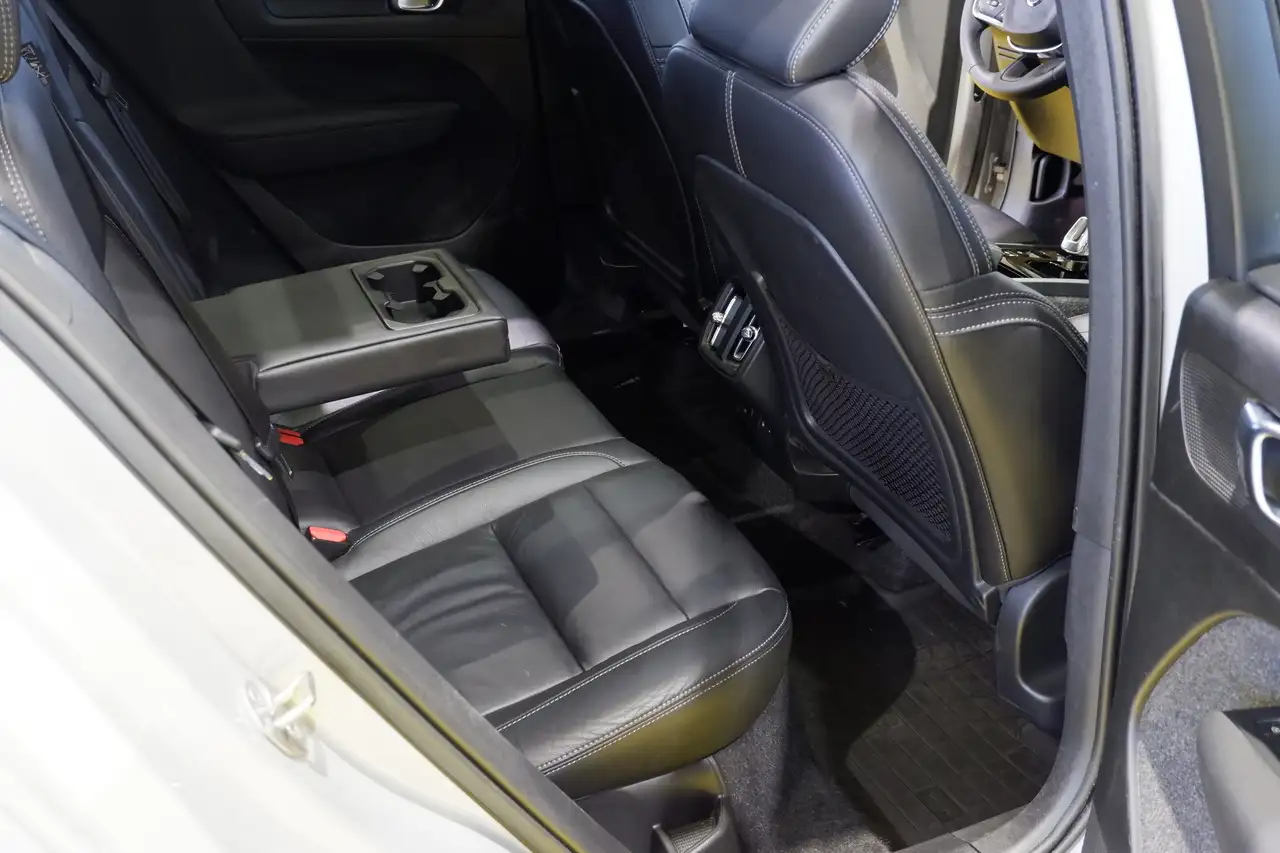 Volvo XC60 photo Volvo XC60