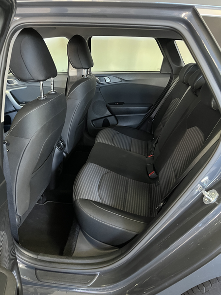 Kia Ceed SW / cee'd SW Sportswagon 1.0 T-GDi DynamicLine 1E EIGN/ECC/CAME — photo 6
