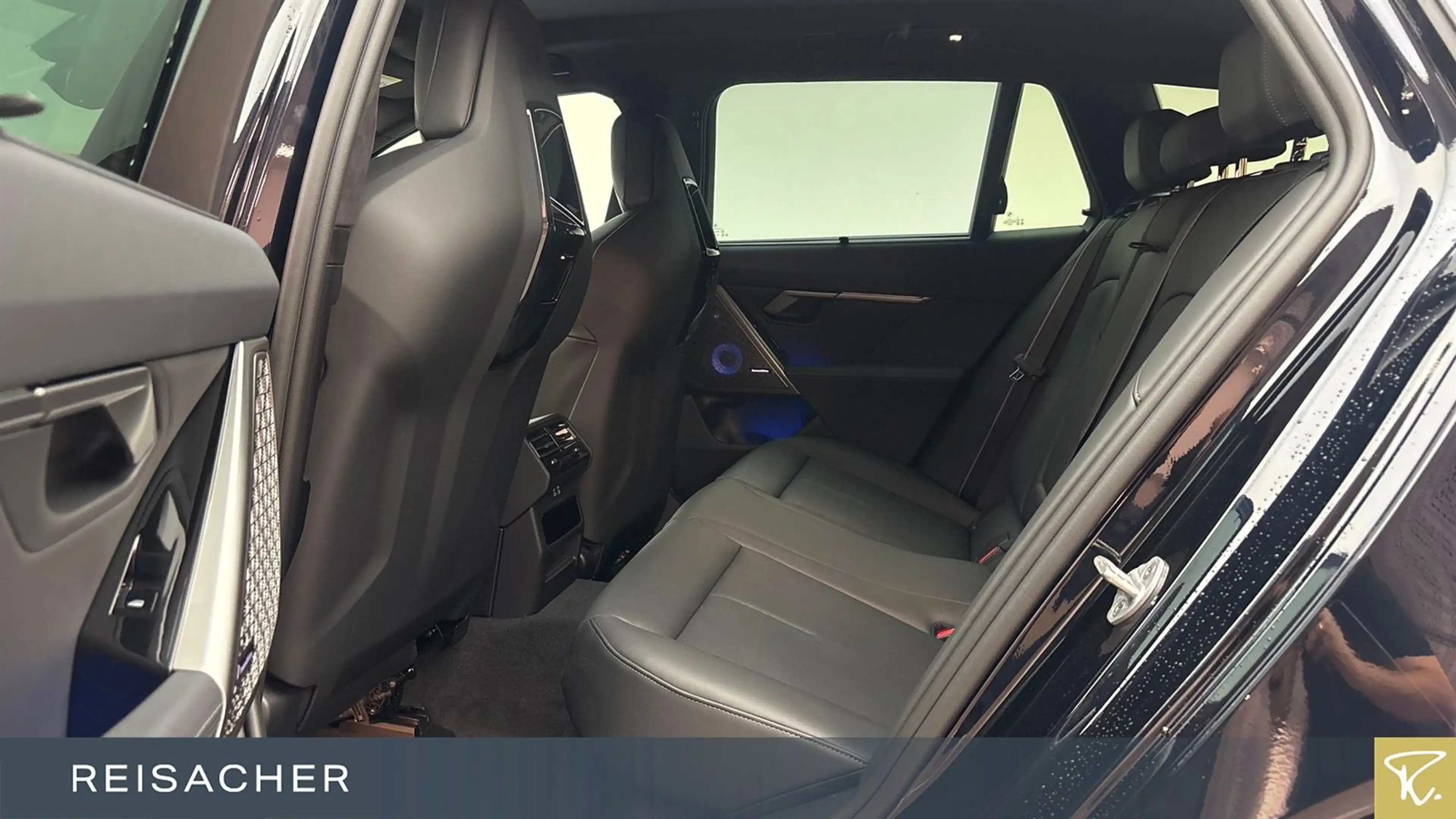 BMW M5 Touring Laden AC Ladekabel Sitzheizung DAB — photo 8