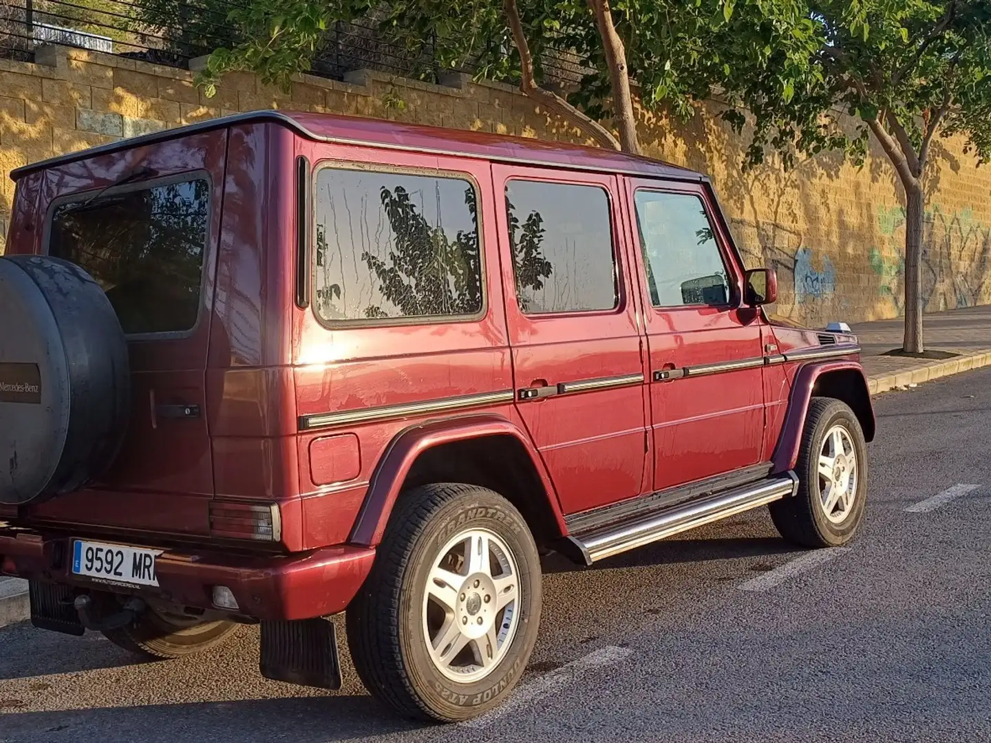 Mercedes-Benz G 400 St.Wagon Rojo - 2