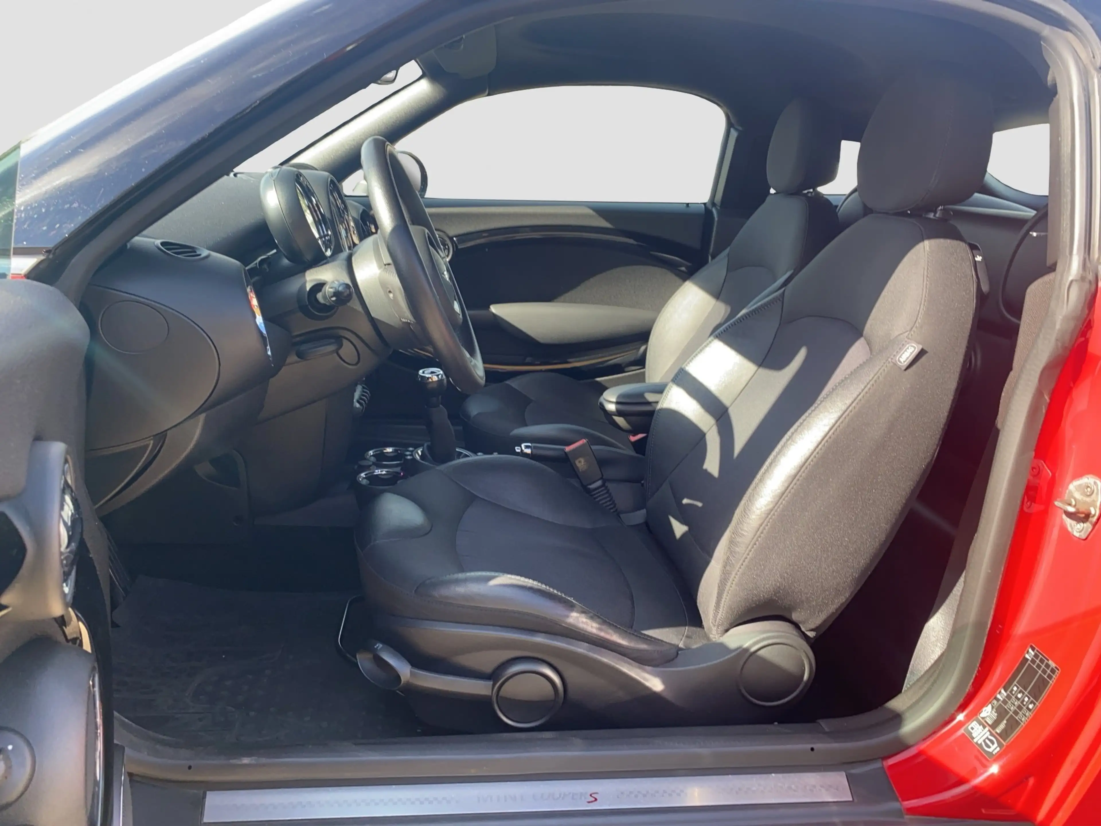 MINI Cooper SD Coupe +nur an Händler/Export+ — photo 10