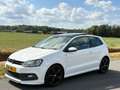 Volkswagen Polo 1.2 TSI Highline R-Line, Pano, Navi, ECC, Xenon Weiß - thumbnail 2