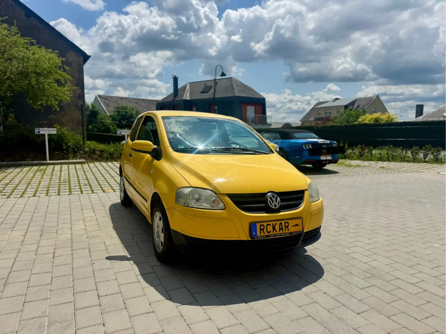 Volkswagen Polo Fox Essence *Garantie 12 mois* Giallo - 1