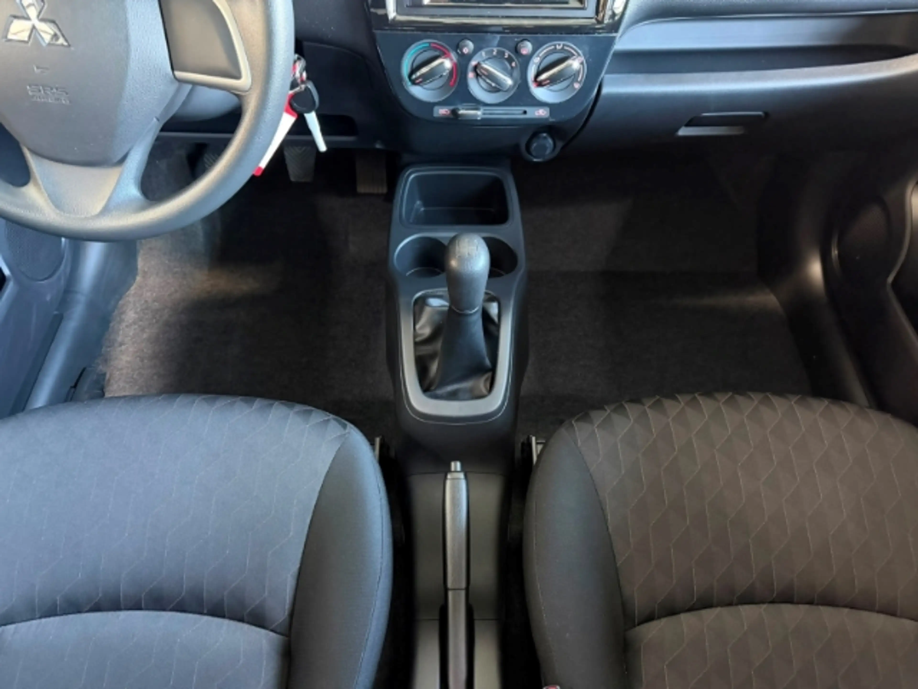 Mitsubishi Space Star Select 1,2 l MIVEC DAB Tel.-Vorb. Berganfahrass. — photo 14