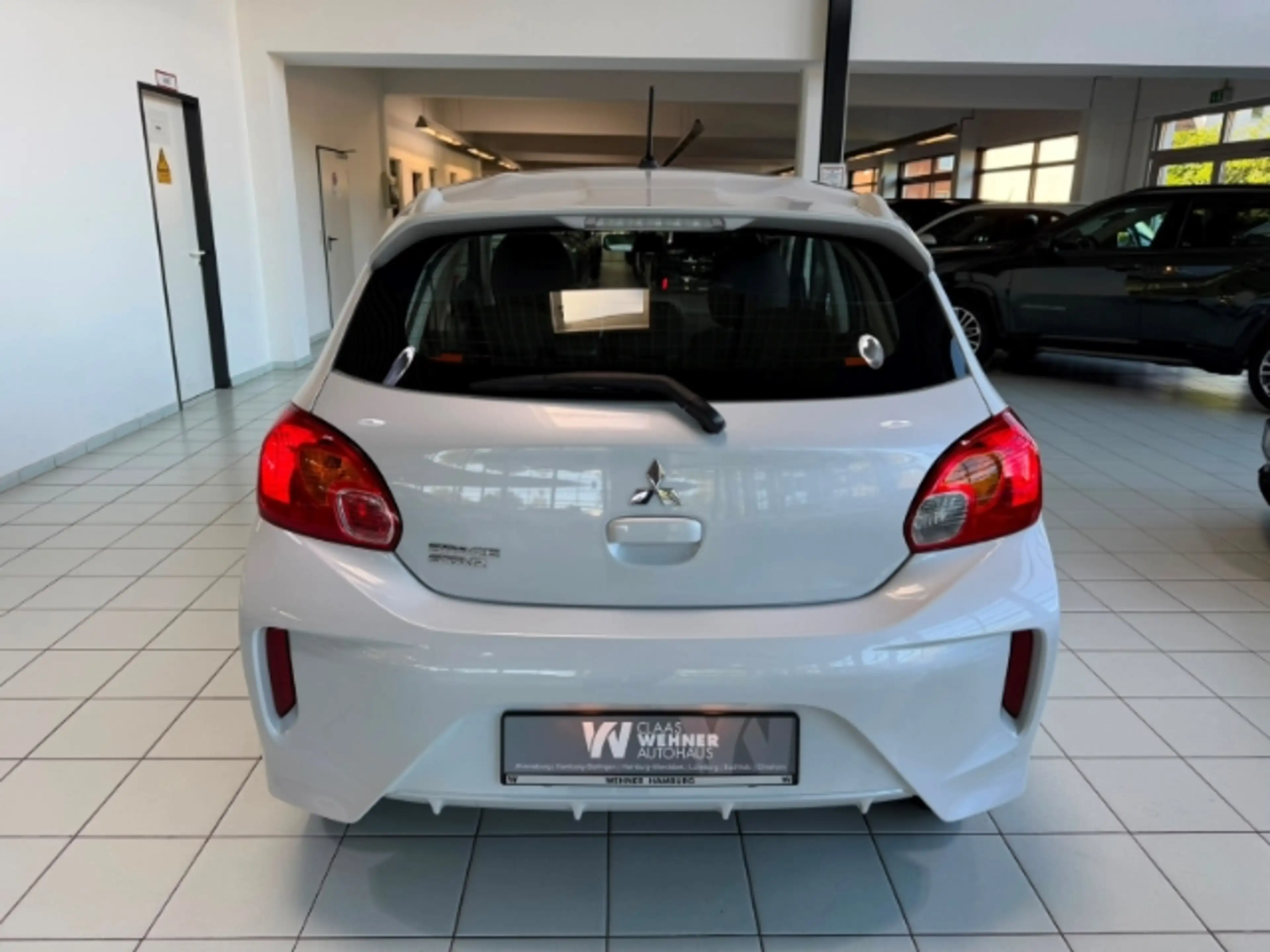 Mitsubishi Space Star Select 1,2 l MIVEC DAB Tel.-Vorb. Berganfahrass. — photo 6