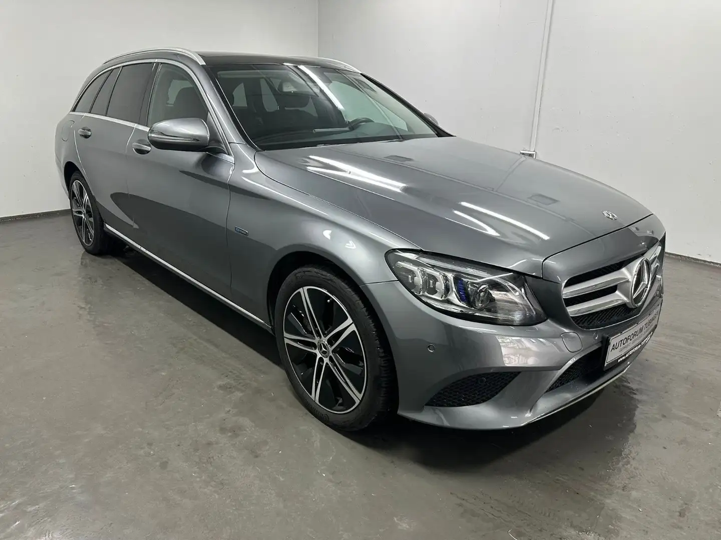 Mercedes-Benz C 300 de T Autom.*AVANTGARDE*DISTRO*PANO*IHC*LED Grau - 2