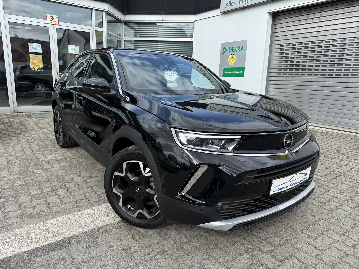 Opel Mokka Ultimate mit Klima/Navi/PDC/SHZ/Alus/Teilleder/ESP Czarny - 1