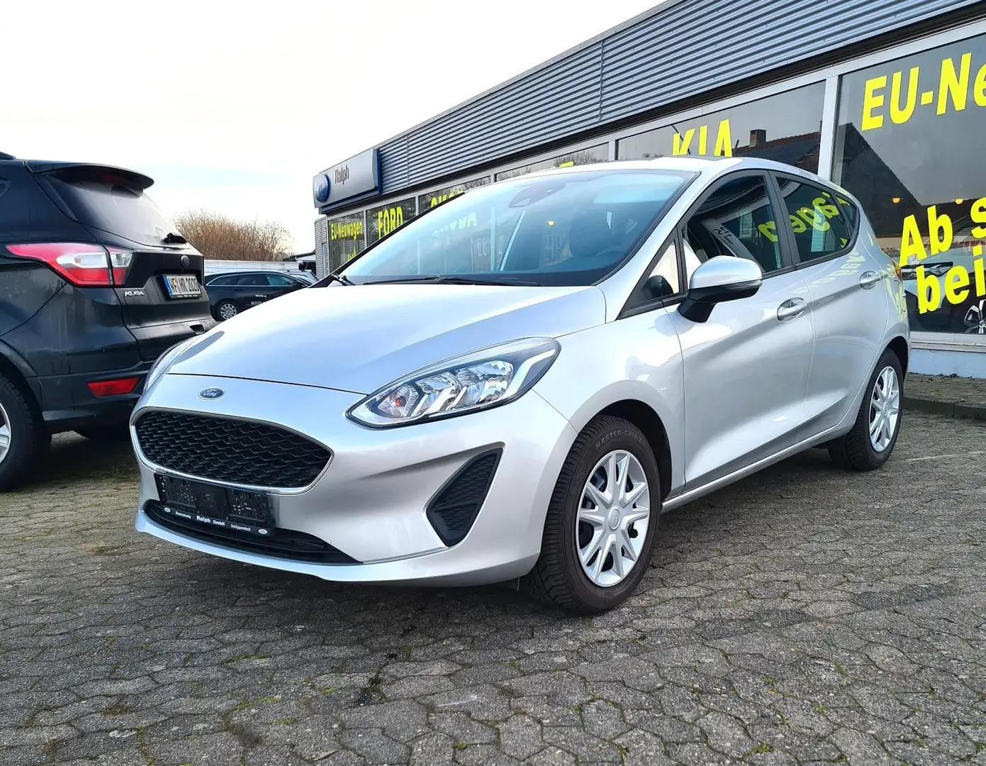 Ford Fiesta Trend *Klima*Winterpaket*8-fach bereift* Silber - 1