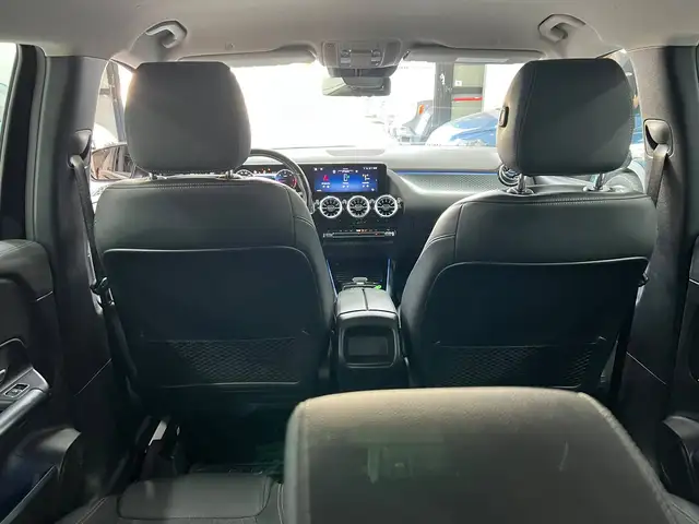 Mercedes-Benz B-Class view 13