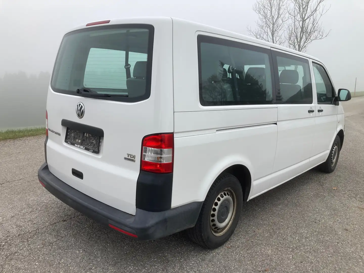 Volkswagen T5 Weiß - 2